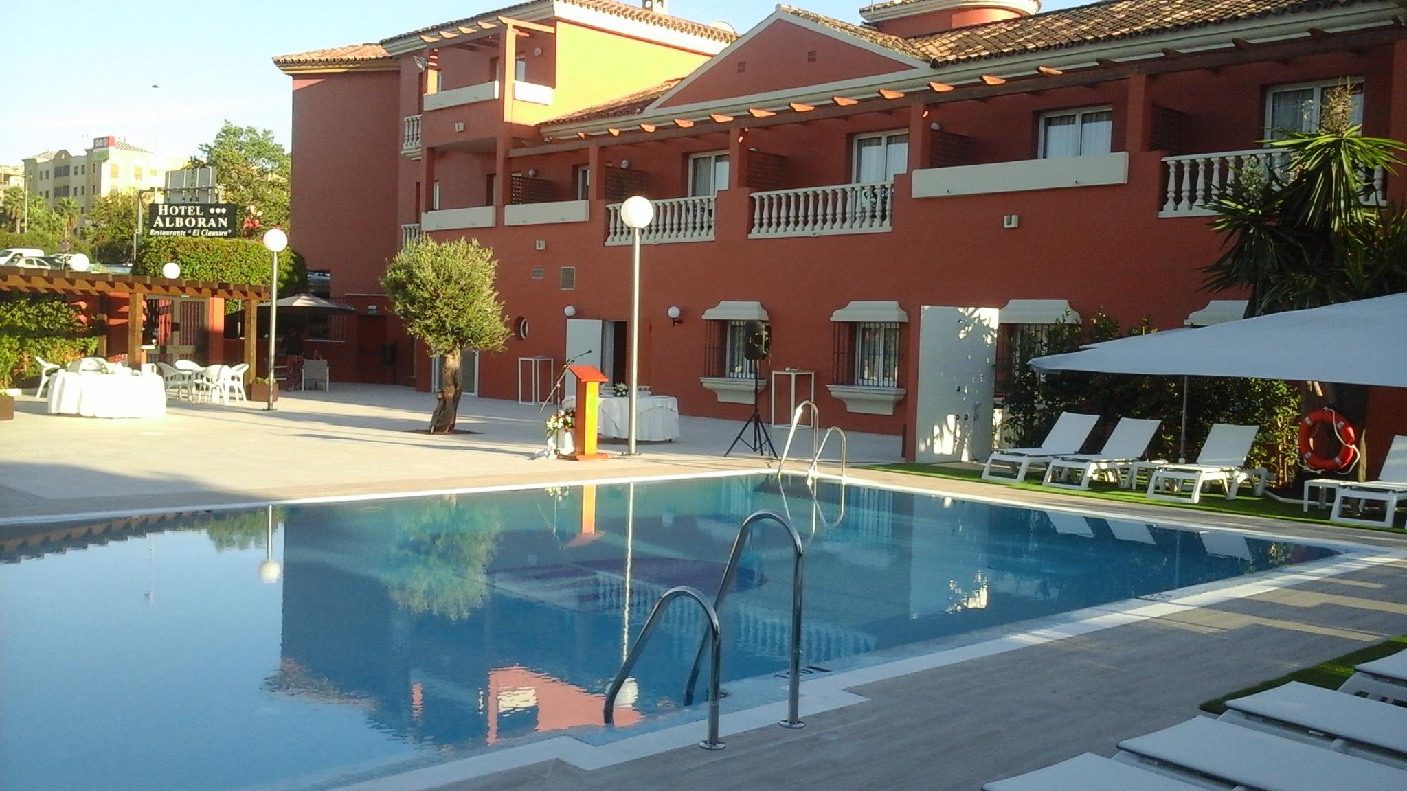 Hotel Alboran