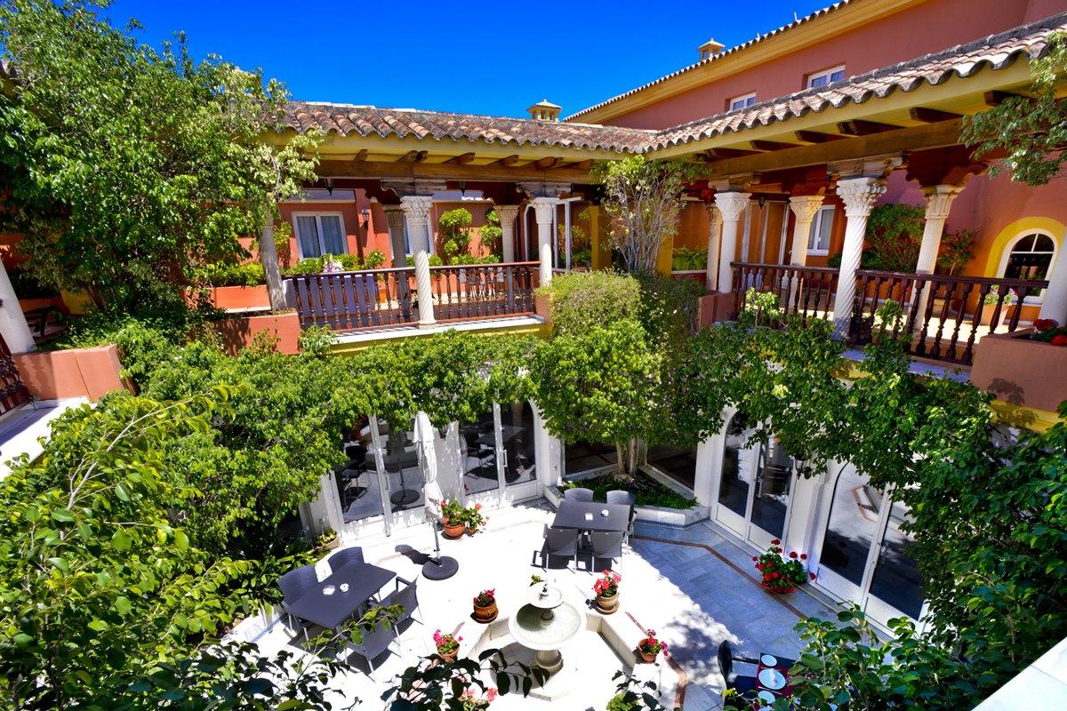 Hotel Alboran 4*